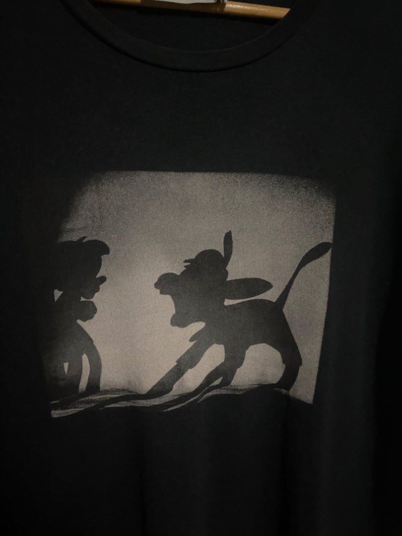 COACH X DISNEY (Category: Tshirts & Polo Shirts ) located in Cavite. Submitted by sammie_jhane (Listing ID 1461527858, Image 2). Description: COACH X DISNEY CUR WASHTAG ONLY GOOD CONDITION DIMES WIDTH 21 LENGTH 28 🏷️299+SHIPPING FEE DASMARIÑAS CAVITE LOC.