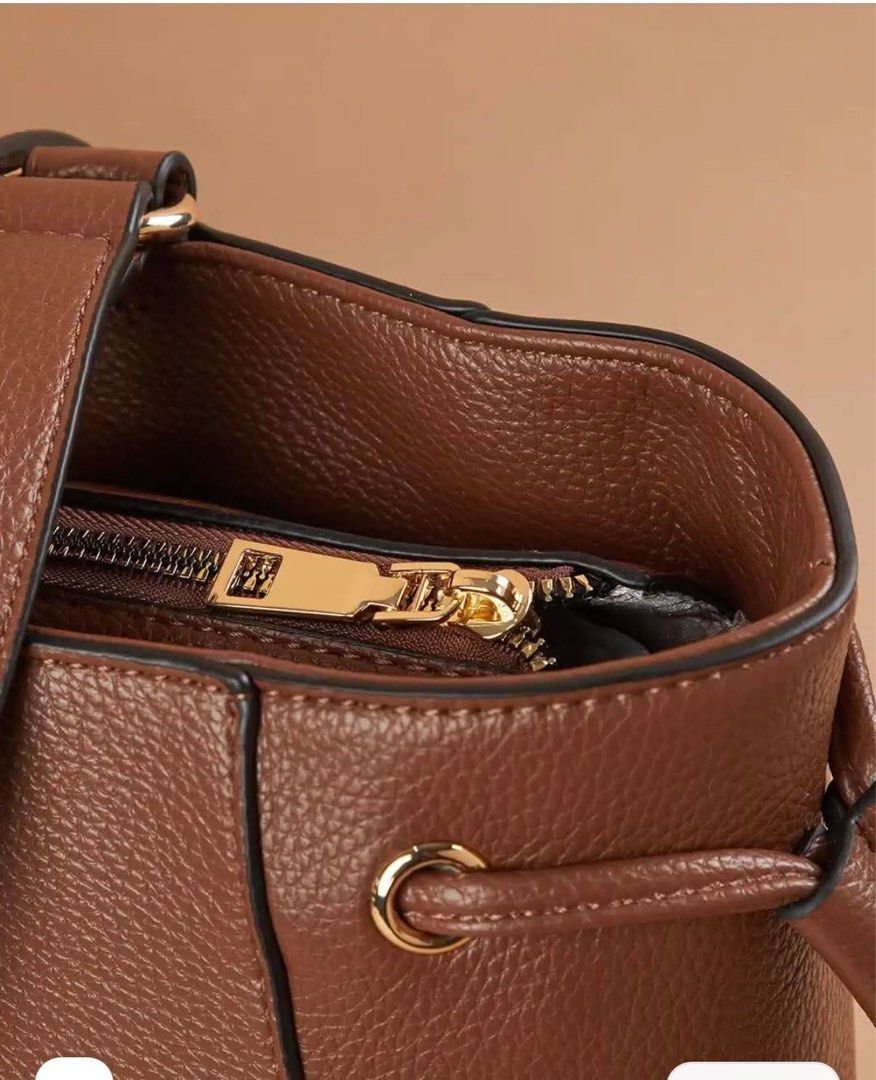 Code by lifestyle UAE BRAND brown shoulder bag (Category: Shoulder Bags) located in Mandaluyong City. Submitted by splashfashion.ph (Listing ID 1461336555, Image 3). Description: .