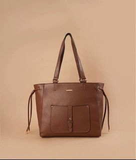 (Category: ) located in . Submitted by splashfashion.ph (Listing ID 1461336555, Image 1). Description: .