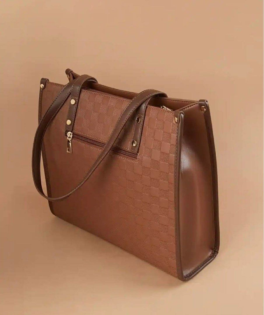 Code by lifestyle UAE brand brown textured shoulder bag (Category: Shoulder Bags) located in Mandaluyong City. Submitted by splashfashion.ph (Listing ID 1461383360, Image 3). Description: .