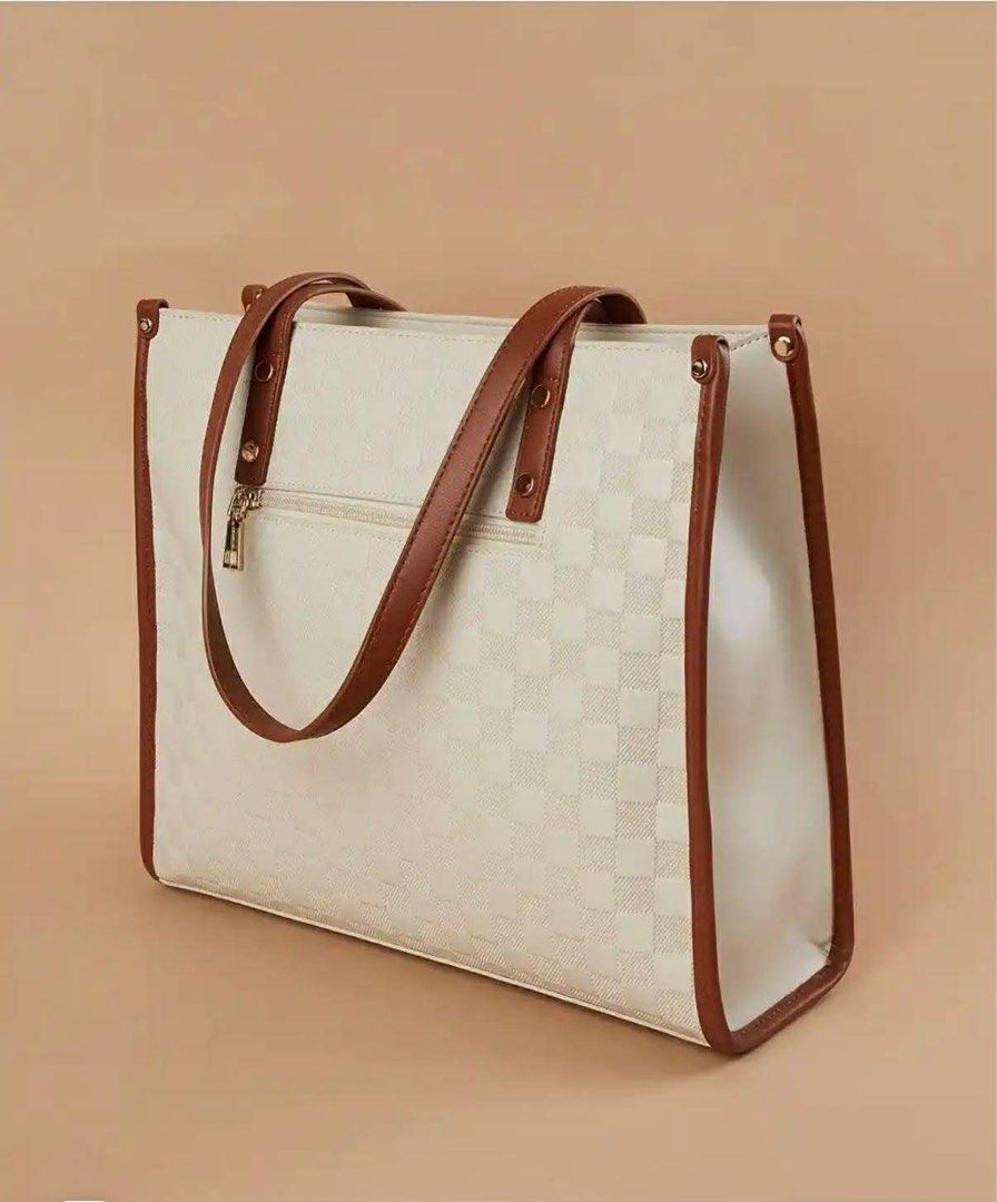 Code by lifestyle UAE brand textured shoulder bag (Category: Shoulder Bags) located in Mandaluyong City. Submitted by splashfashion.ph (Listing ID 1461382465, Image 3). Description: .