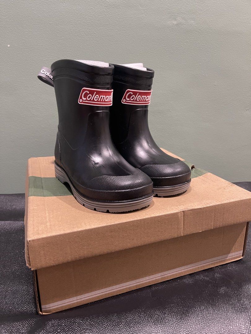 Coleman Kids Rain Boots Black Size 190 (Category: Babies & Kids Fashion) located in Manila. Submitted by dual_time (Listing ID 1461496802, Image 1). Description: Coleman kids rain boots Color: Black Size: 190 Korean size Includes original box Ideal for rainy days and outdoor play Easy to clean and durable Issue: missing rivet lock for tag located behind the shoes. Doesn't affect function, can be replaceable or removed totally Php350 Negotiable Lo