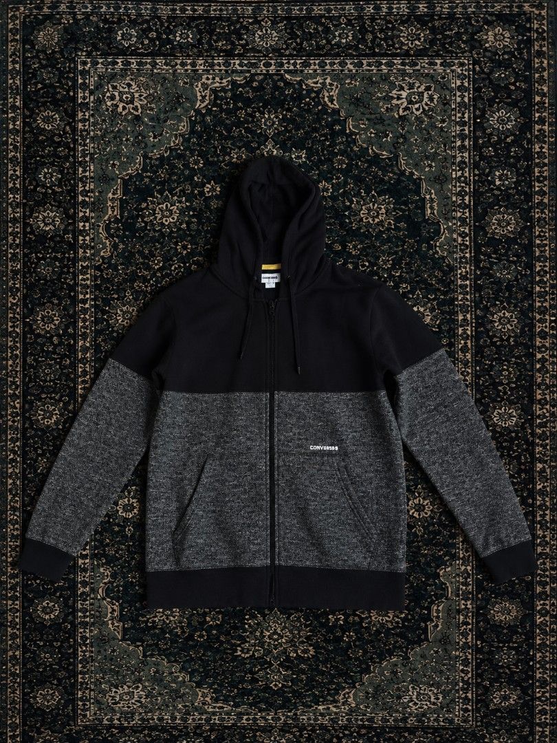 CONVERSE colorblocked full-zip hoodie (Category: Coats, Jackets and Outerwear) located in Aroroy. Submitted by reibi929 (Listing ID 1461537221, Image 1). Description: Converse colorblocked full-zip hoodie • Brand: CONVERSE • Item: Converse colorblocked full-zip hoodie • Size: small • Fit: slim / relaxed • Width: 18 ½ in • Length: 27 ½ in Message me if interested. Measurements and additional photos available upon request..