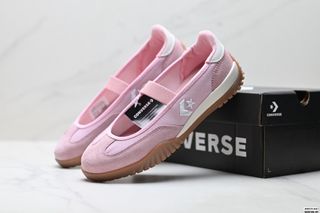 (Category: ) located in . Submitted by awesome_sneakers (Listing ID 1461329281, Image 1). Description: .
