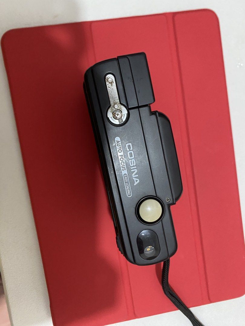 cosina cx7 film camera (working w flash) (Category: Cameras) located in Manila. Submitted by catcowboxes (Listing ID 1461453323, Image 3). Description: - fully functional (sample photos included in the post) - no issues - flash working - with batteries included - rfs: declutterring .