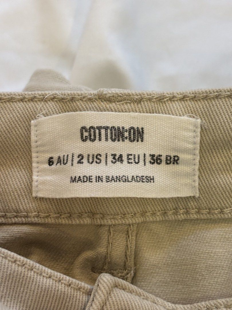 Cotton On Beige Jeans (Category: Jeans) located in Caloocan City. Submitted by lovedby_chi8 (Listing ID 1461375589, Image 2). Description: .
