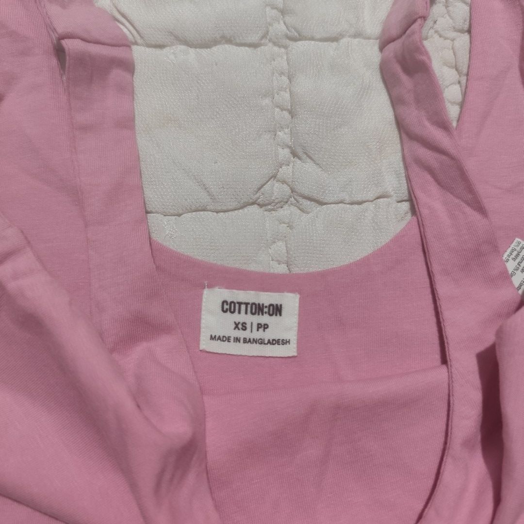 Cotton On Pink Crop Top XS (Category: Others Tops) located in Bacolod City. Submitted by dearicawho.56 (Listing ID 1461476665, Image 3). Description: - Brand: Cotton On - Type: Pink Crop Top - Size: XS - Styling: Great for layering or wearing on its own - Occasion: Perfect for casual wear 🧾Mode of payment: 💙Gcash 💚GoTyme 🖤Maya 📍 Bacolod City. Negros Occidental .