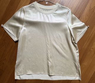 (Category: ) located in . Submitted by charzz (Listing ID 1461325963, Image 1). Description: .
