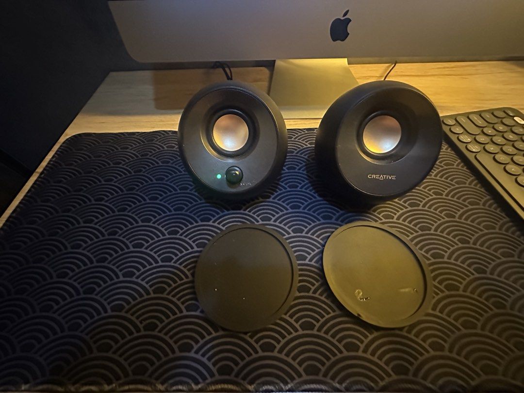 Creative Pebble V2 Desktop Speakers (Category: Soundbars, Speakers & Amplifiers) located in Manila. Submitted by js21trading (Listing ID 1461515764, Image 2). Description: - Compact and stylish desktop speakers - Enhances computer audio experience - Easy to set up and use - Includes original box.