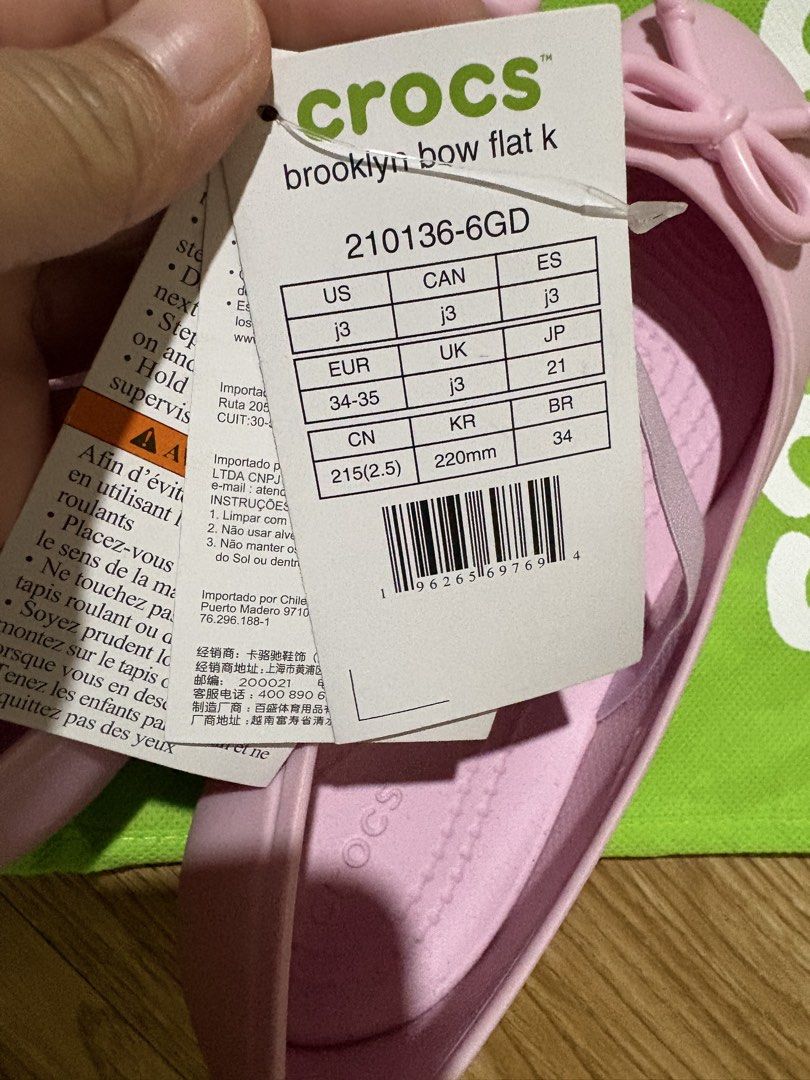 Crocs Brooklyn Flats | J3 (Category: Flats & Sandals) located in Taguig. Submitted by blissdreana (Listing ID 1461488703, Image 3). Description: Brand new with tag Size: J3 Imported.