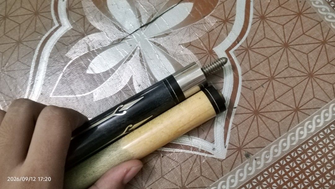 fury cue stick (Category: Billiards and Bowling) located in Manila. Submitted by rlcaps13 (Listing ID 1461550488, Image 2). Description: loc: quiapo manila‼️ kung kasama Yung case add 2h na lng po mop: g cash / meet up near manila pwede pa naman po tawaran rush habang rush papo.