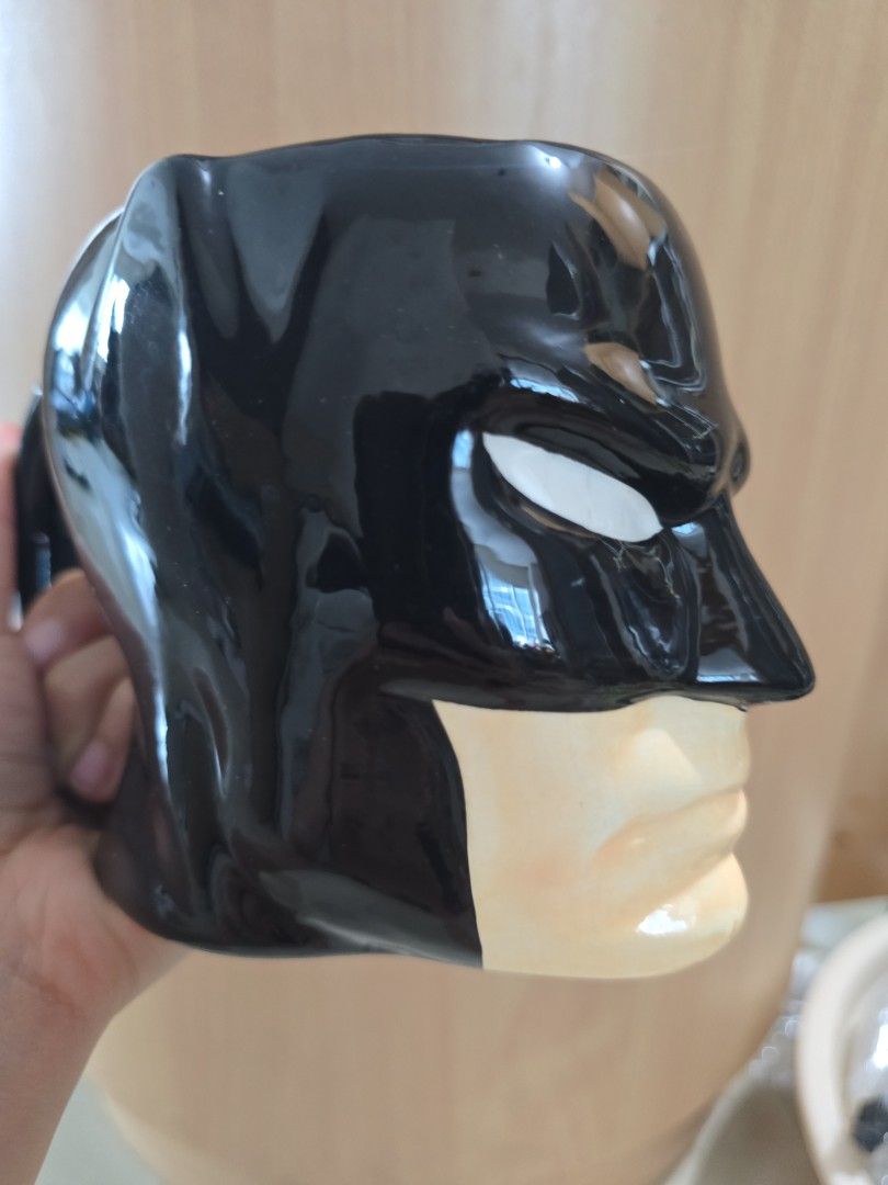 DC 3D Batman ceramic coffee mug (Category: Coffee & Tea Tableware) located in Mandaluyong City. Submitted by miecaella (Listing ID 1461384225, Image 2). Description: .