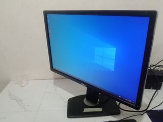 (Category: ) located in . Submitted by romil0704961168 (Listing ID 1461532715, Image 1). Description: .