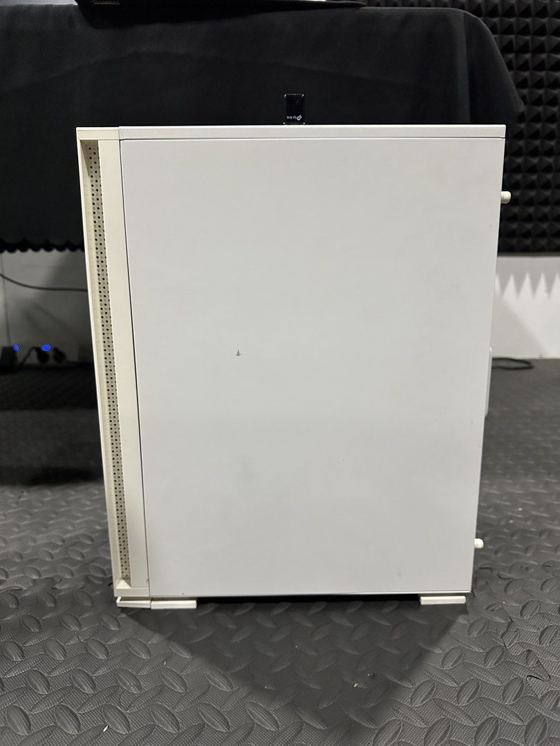 Desktop Computer (Category: Desktops) located in San Mateo. Submitted by enzost (Listing ID 1461362016, Image 2). Description: PLS READ FIRST Specs: MSI B450 Pro VDH Motherboard Ryzen 5 3600 CPU Pc Cooler CPU Cooler TUF Gaming Alliance Tforce RAM 16GB (NO GPU, use your own nalang) Corsair 1000w PSU Modular(with box and cables ofc) Toshiba Hard Drive(Medj faulty na ito can remove and replace with your own) Adata SSD 512GB Slightly negotiable price