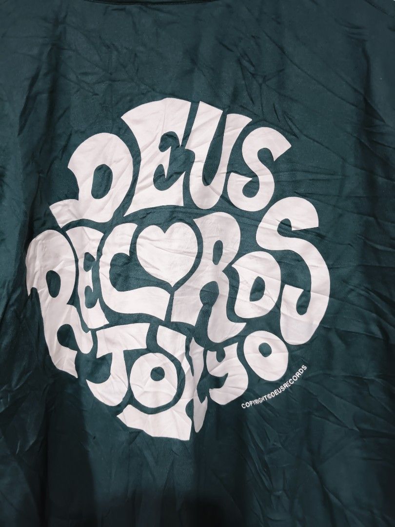 Deus (Category: Activewear) located in Mandaue City. Submitted by prekfinds (Listing ID 1461446505, Image 3). Description: Deus ex Machina Paradigm t-shirt Deus Record Tokyo Forest green colorway As new condition 9.9/10colorate Size:Xxl on tag Dimes:26W x 28L no issue.