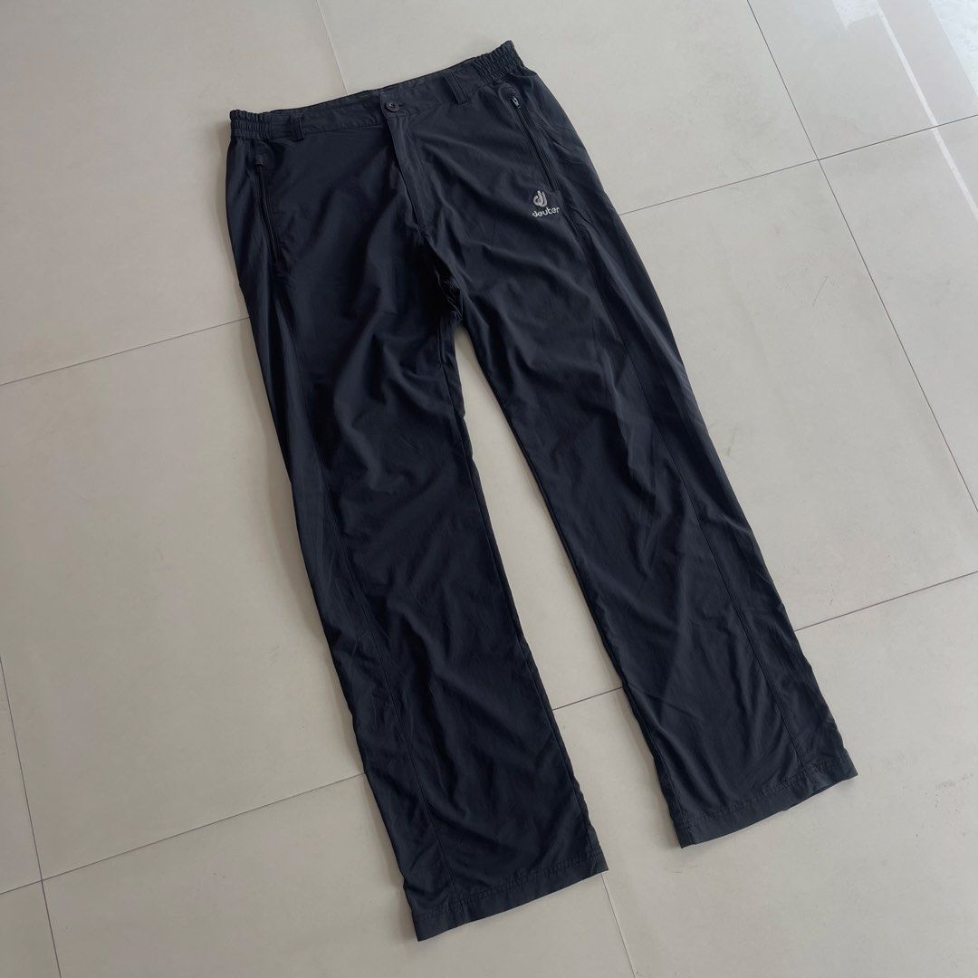 Deuter Hiking Pants Size L (Category: Activewear) located in Manila. Submitted by bravebird_164362 (Listing ID 1461339047, Image 1). Description: - Deuter hiking pants W 32 L 42 Hem 9 Excellent no flaws dm📩.