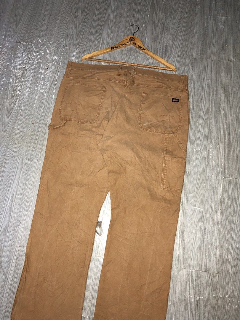 DICKIES CARPENTER PANTS BIG SIZE (Category: Jeans) located in Manila. Submitted by triptothrift7 (Listing ID 1461505610, Image 2). Description: pm me for fast transaction! DICKIES CARPENTER BIG SIZE for only 1500 size 44 on tag waistline 44 x 43 length hem 10 need wash only no major issue authentic legit excellent condition color rate 9/10 authentic legit mode of payment gcash or bank transfer location Biñan laguna.