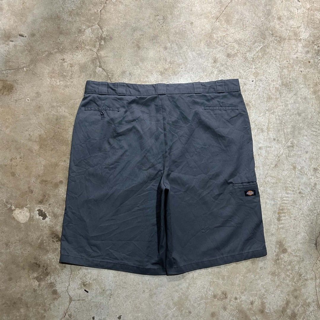 Dickies Double Patch Shorts (Category: Shorts) located in Manila. Submitted by arvinnn_ (Listing ID 1461365268, Image 2). Description: Dickies Double Patch Shorts Size 48 on tag Waist 47-48 Length 26.5 Hem 15.5 Good Condition Color Rate 9/10 Issue Pinhole, Minimal Stains 550+sf Antipolo, Rizal.