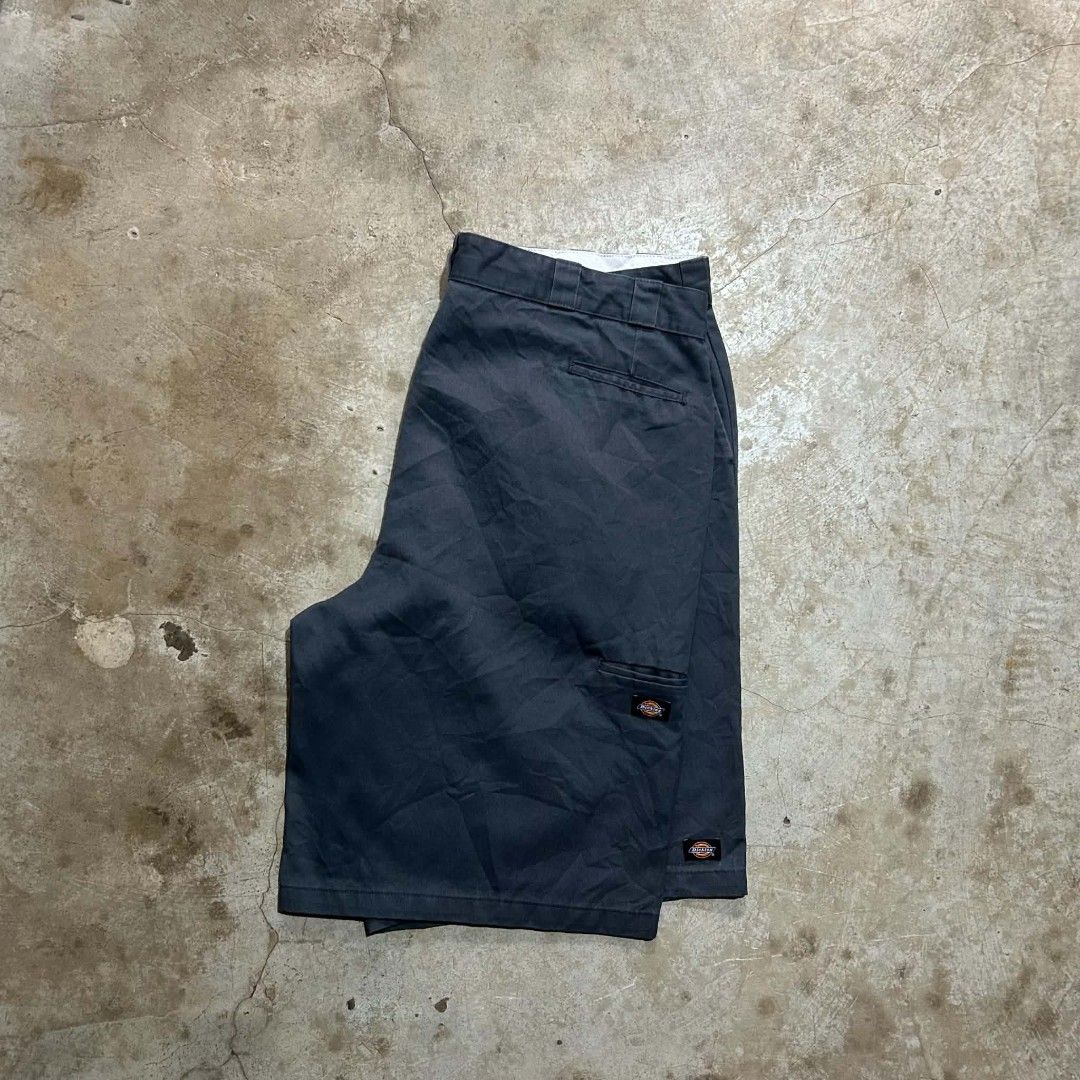 Dickies Double Patch Shorts (Category: Shorts) located in Manila. Submitted by arvinnn_ (Listing ID 1461365268, Image 1). Description: Dickies Double Patch Shorts Size 48 on tag Waist 47-48 Length 26.5 Hem 15.5 Good Condition Color Rate 9/10 Issue Pinhole, Minimal Stains 550+sf Antipolo, Rizal.