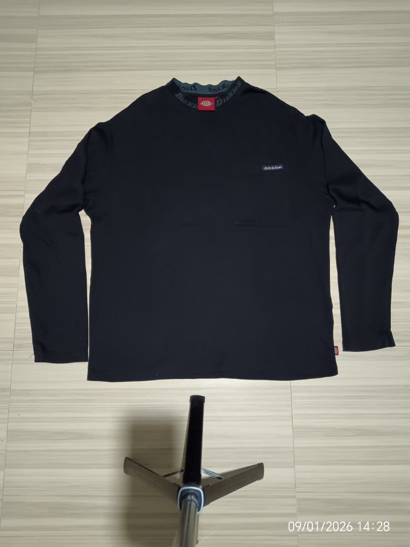 DICKIES LONGSLEEVE (Category: Coats, Jackets and Outerwear) located in Manila. Submitted by bright_ambnzn (Listing ID 1461530291, Image 1). Description: .