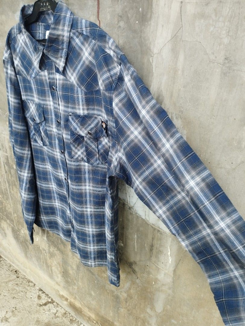 Dickies Navy Blue Plaid Button Up Polo Sleeve (Category: Formal Shirts) located in Zamboanga. Submitted by vintagetreasures.zc (Listing ID 1461351569, Image 3). Description: Dickies Navy Blue Plaid Button Up Polo Sleeve 24W / 28.5L Excellent Condition 10/10 Colour Rate No Issue 400 + SF.