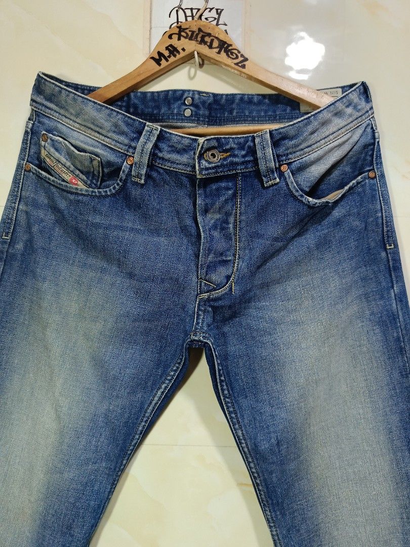 diesel selvedge acidwashed fade (Category: Jeans) located in Talisay. Submitted by burdagz13 (Listing ID 1461447784, Image 2). Description: condition: slightly used colorrate: 10-10 issue: none 💸 First pay basis only 🚀 J&T shipping nationwide (doortodoor).
