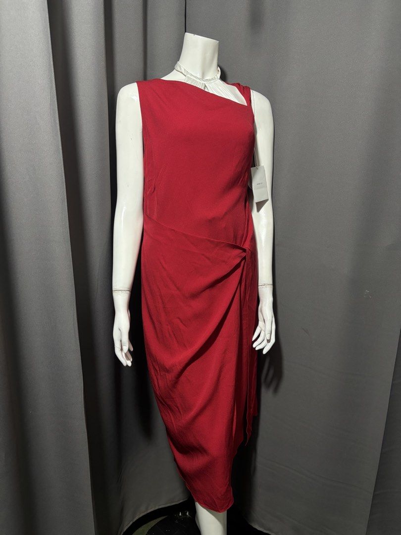 Dion Lee Dress with Hang tags (Category: Dresses) located in Baguio. Submitted by thecollector2600 (Listing ID 1461496661, Image 2). Description: Retailed for 33k PHP as new Size 12 Waist-26”-28” Pit to pit-16” Length-44”.