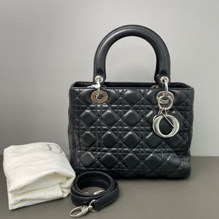 (Category: ) located in . Submitted by collynluxurybag (Listing ID 1461477065, Image 1). Description: .