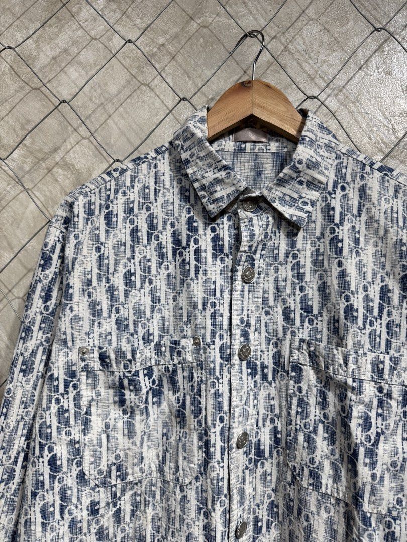 Dior Oblique Kasuri Longsleeve. (Category: Coats, Jackets and Outerwear) located in Manila. Submitted by ardobe.mnl (Listing ID 1461400227, Image 2). Description: Dior Oblique Kasuri Longsleeve. Size: Large Dimes: 22.5x28 Condition: Excellent Flaw: None! Dm for inquiries! 📥.