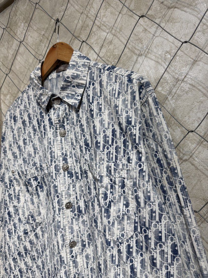 Dior Oblique Kasuri Longsleeve. (Category: Coats, Jackets and Outerwear) located in Manila. Submitted by ardobe.mnl (Listing ID 1461400227, Image 3). Description: Dior Oblique Kasuri Longsleeve. Size: Large Dimes: 22.5x28 Condition: Excellent Flaw: None! Dm for inquiries! 📥.