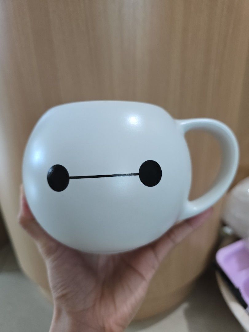 Disney Parks Authentic Original Big Hero 6 Baymax ceramic mug (Category: Coffee & Tea Tableware) located in Mandaluyong City. Submitted by miecaella (Listing ID 1461389936, Image 2). Description: .