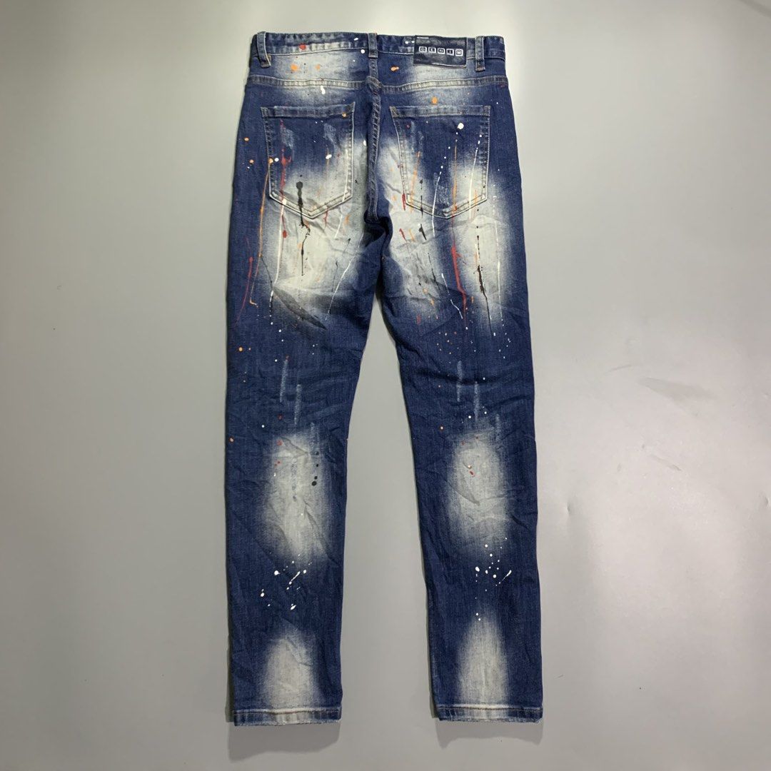 DSQUARED2 inspired / Splash paint Distressed denim jeans (Category: Jeans) located in Davao. Submitted by jandyfuert21303 (Listing ID 1461494301, Image 3). Description: Good as new condition No issue 30x38.5 6 hem Sobrang ganda.