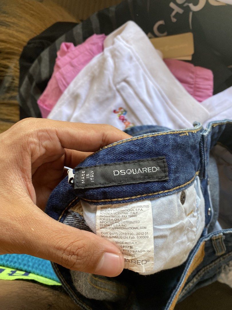 Dsquared skirt (Category: Skirts) located in Las Pinas. Submitted by mark2k05 (Listing ID 1461389728, Image 3). Description: .