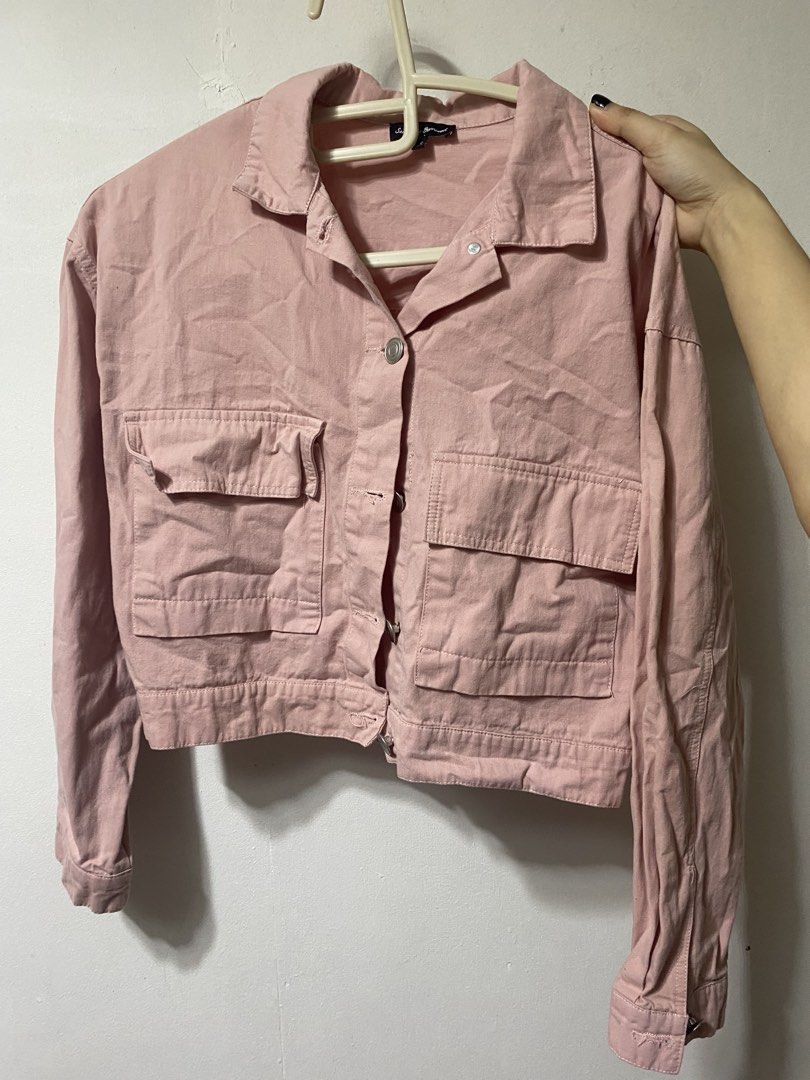 Dust Pink Cropped Jacket with Front Pockets (Category: Coats, Jackets and Outerwear) located in Quezon City. Submitted by racbln (Listing ID 1461389923, Image 2). Description: Fits to small to medium .