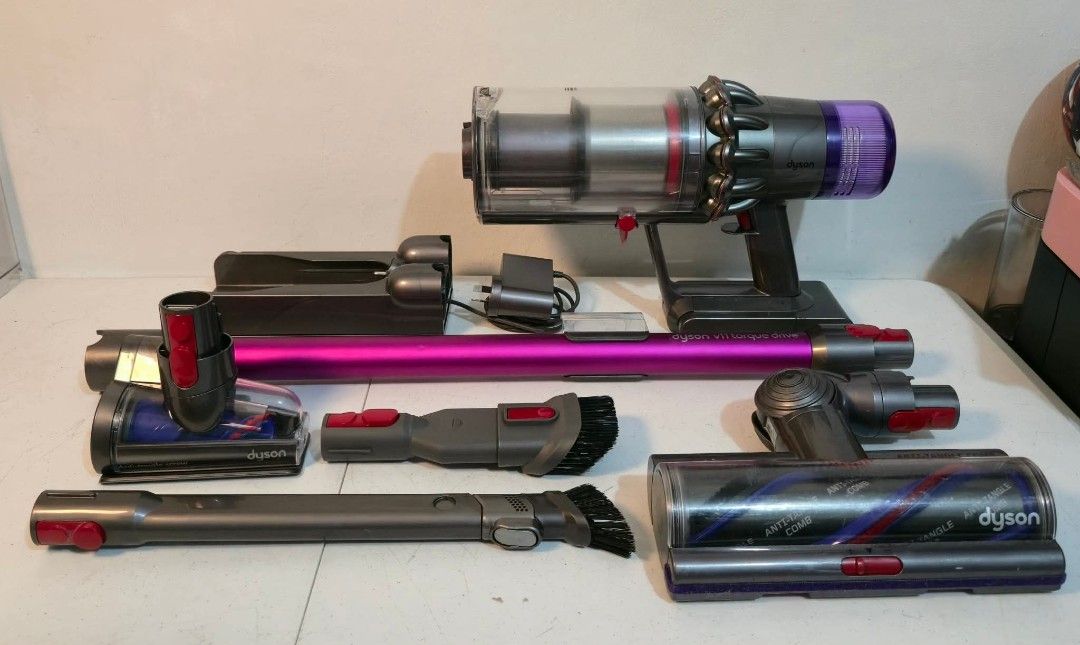 Dyson v11 Torque Drive Cordless Vacuum (Category: Vacuum Cleaner & Housekeeping) located in Caloocan City. Submitted by souththrift_taytay (Listing ID 1461459706, Image 1). Description: Dyson v11 Torque Drive Cordless Vacuum Australian mall pull out Used as demo unit 220V Inclusion Box 2 attachment 1 roller 1 anti tangle screw roller Charging Dock Charger No issue 18k.