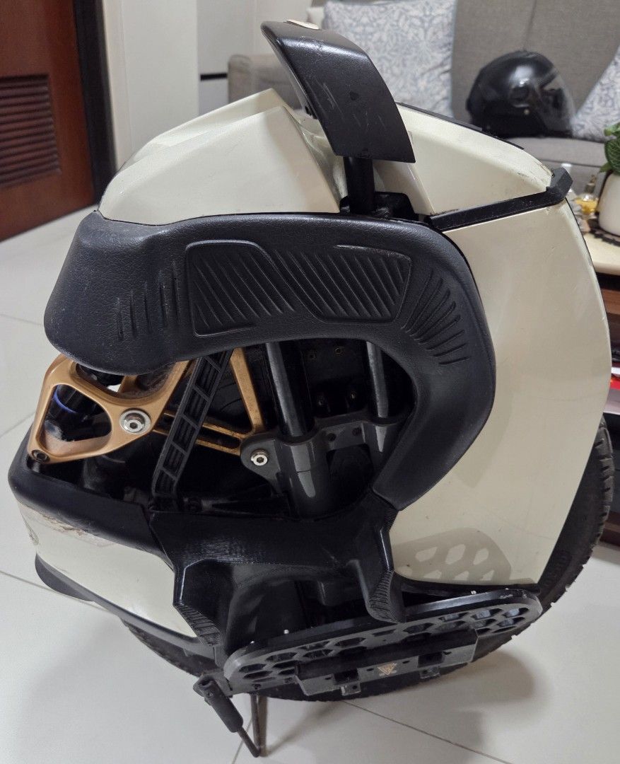 Electric Unicycle with Accessories (Category: Other Sports Equipment and Supplies) located in Taguig. Submitted by freefox-df5a (Listing ID 1461492107, Image 1). Description: All in. Complete set of two (2) electric unicycles with accessories (Ninebot and Kingsong brands). Comes with 2 helmets plus extra visor, chargers, communication system, camera, portable pump, blinkers, reflectors, bump pads, riding jackets, riding jeans, pads, riding gloves