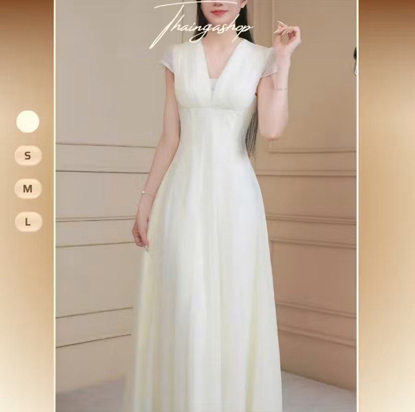 Elegant White Cap Sleeve Maxi Dress (Category: Dresses) located in Manila. Submitted by defnot.u (Listing ID 1461455818, Image 1). Description: - Beautiful white maxi dress - Cap sleeves - V-neckline - Flowy skirt - Ideal for formal events or chic evenings out - Available in sizes S - Used once only sa graduation .