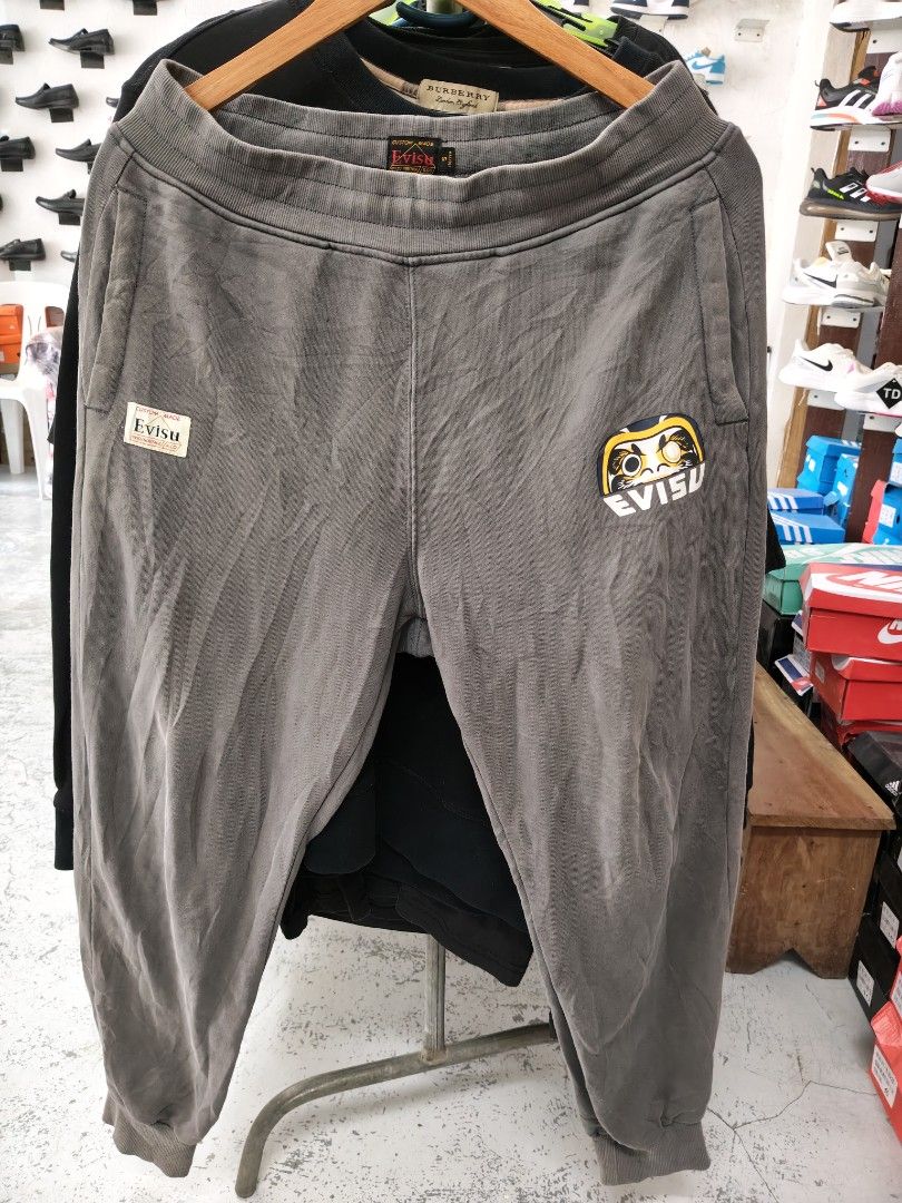 EVISU DAICOCK Jogger pants (Category: Joggers) located in Cabadbaran. Submitted by jem1124 (Listing ID 1461359527, Image 2). Description: 32-34 waistline 36 length Good condition issue: see last image.
