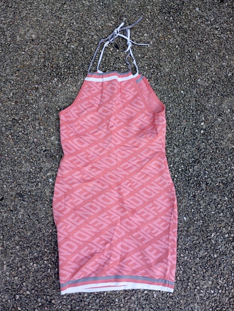 fendi knitted dress string (Category: Dresses) located in Manila. Submitted by kitkathukayukay (Listing ID 1461337142, Image 2). Description: no issue size 36 like new.