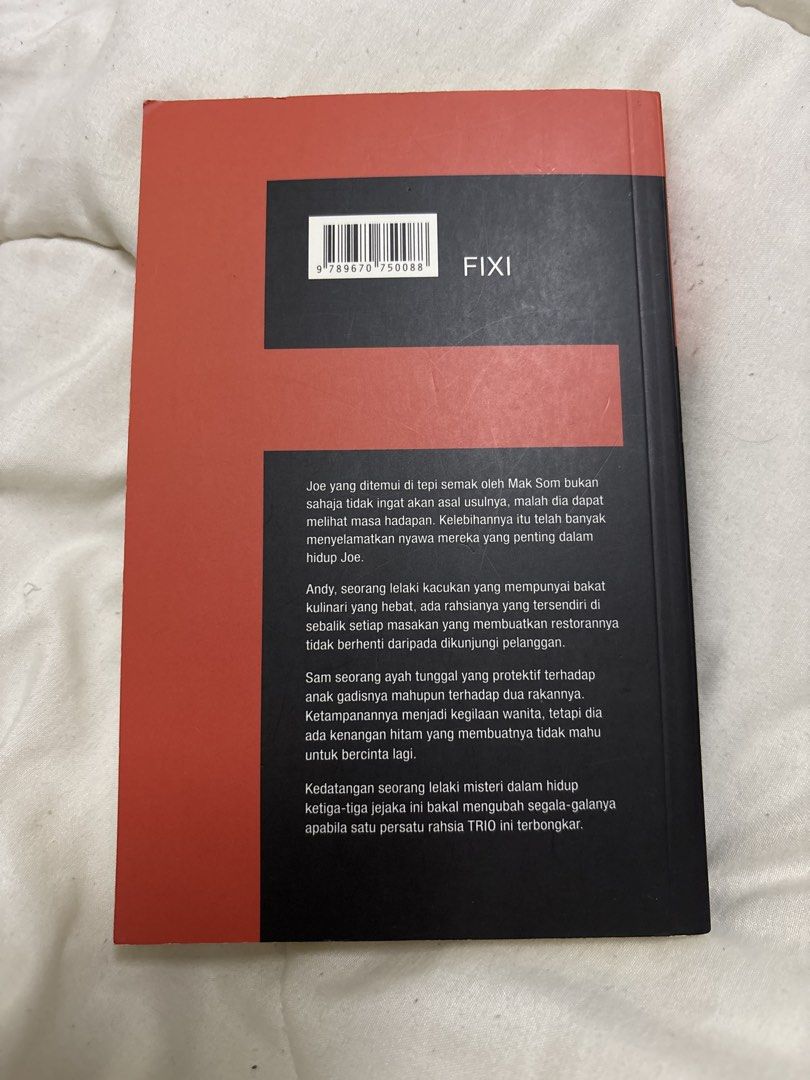 FIXI: TRIO (Category: Storybooks) located in Batu Pahat. Submitted by mimirashidah (Listing ID 1461490921, Image 2). Description: Fixi: Trio Penulis Hanani Natasya.
