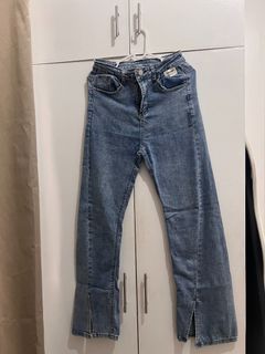 (Category: ) located in . Submitted by shopbykk (Listing ID 1461559845, Image 1). Description: .
