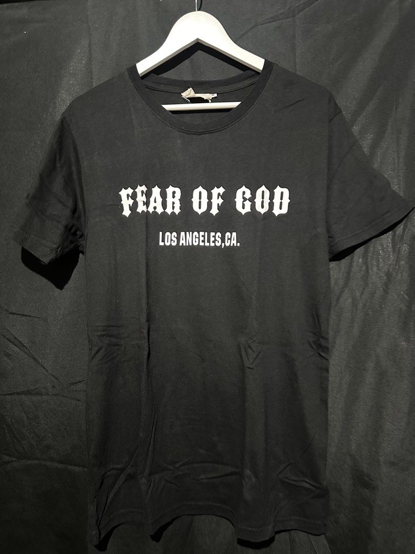 FOG x Warren Lotas (Category: Shirts) located in Cordon. Submitted by subz.skies (Listing ID 1461437069, Image 1). Description: Fear of God Warren Lotas (For Womens) 19.5x28 Like New (Maitim pa) 500+SF MOP: Maribank/GoTyme Courier: J&T 📍Isabela.