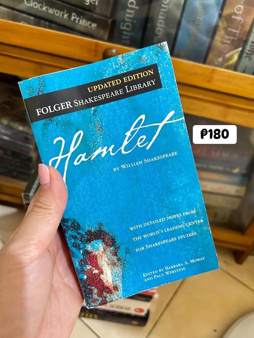 Folger Shakespeare Library Hamlet Updated Edition by William Shakespeare (Category: Storybooks) located in Santa Maria. Submitted by looksbylou (Listing ID 1461521608, Image 1). Description: - Updated edition of Hamlet - From the renowned Folger Shakespeare Library - Includes detailed notes from leading Shakespeare scholars - Edited by Barbara A. Mowat and Paul Werstine - Ideal for students and Shakespeare enthusiasts -Meet ups at Sta Maria, Bula