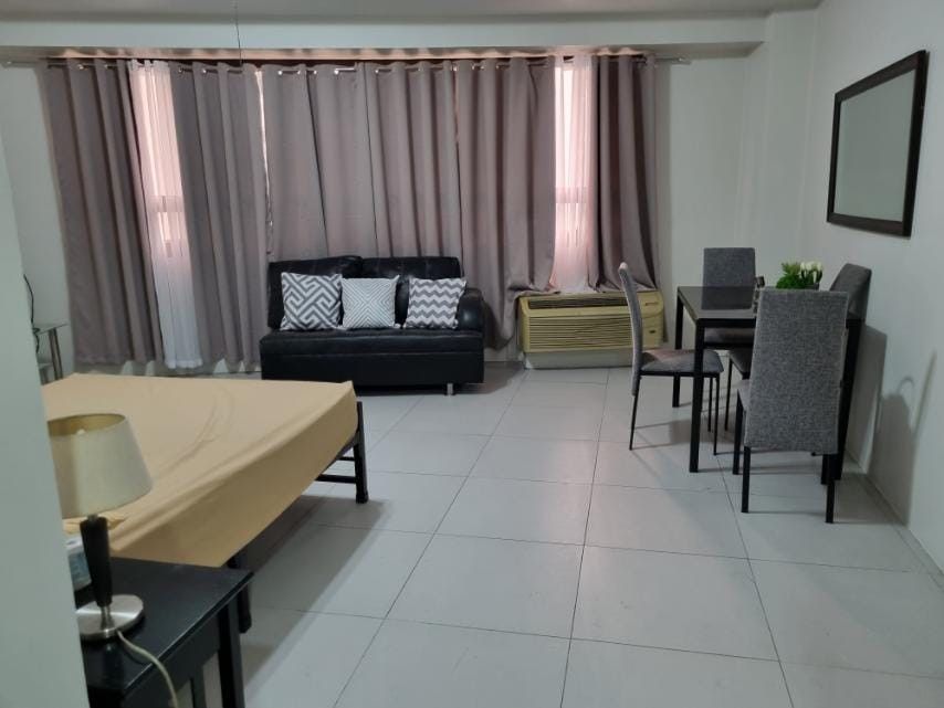 FOR LEASE: ICON RESIDENCES (Category: Apartments & Condos) located in Taguig. Submitted by jr_zulueta (Listing ID 1461508378, Image 2). Description: FOR LEASE: ICON RESIDENCES Tower 1 Studio 36 sqm PHP 7,000,000.00 Gross Negotiable Fully furnished No Parking Slot For viewing, please feel free to message/call me: 09770232167/09109992967 JR Visto Zulueta Licensed Real Estate Broker PRC No. 0035774 Valid until 11/30/2028 DHSUD No. 10048.