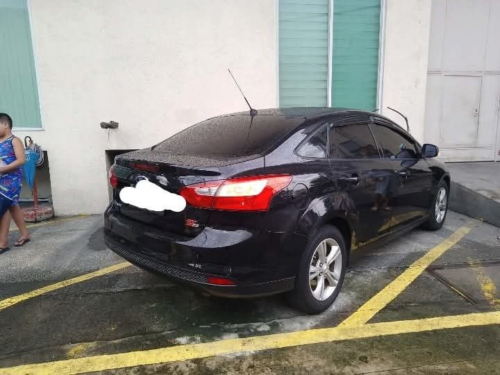Ford Focus 1.6 5-Dr (A) (Category: Used Cars) located in Makati City. Submitted by jhensanjuan10 (Listing ID 1461326257, Image 3). Description: Ford focus sedan automatic Model 2013 1.6 engine Gasoline Top of the line 66k ODO Fresh in and out 190k prize Location Makati City 09655120205.
