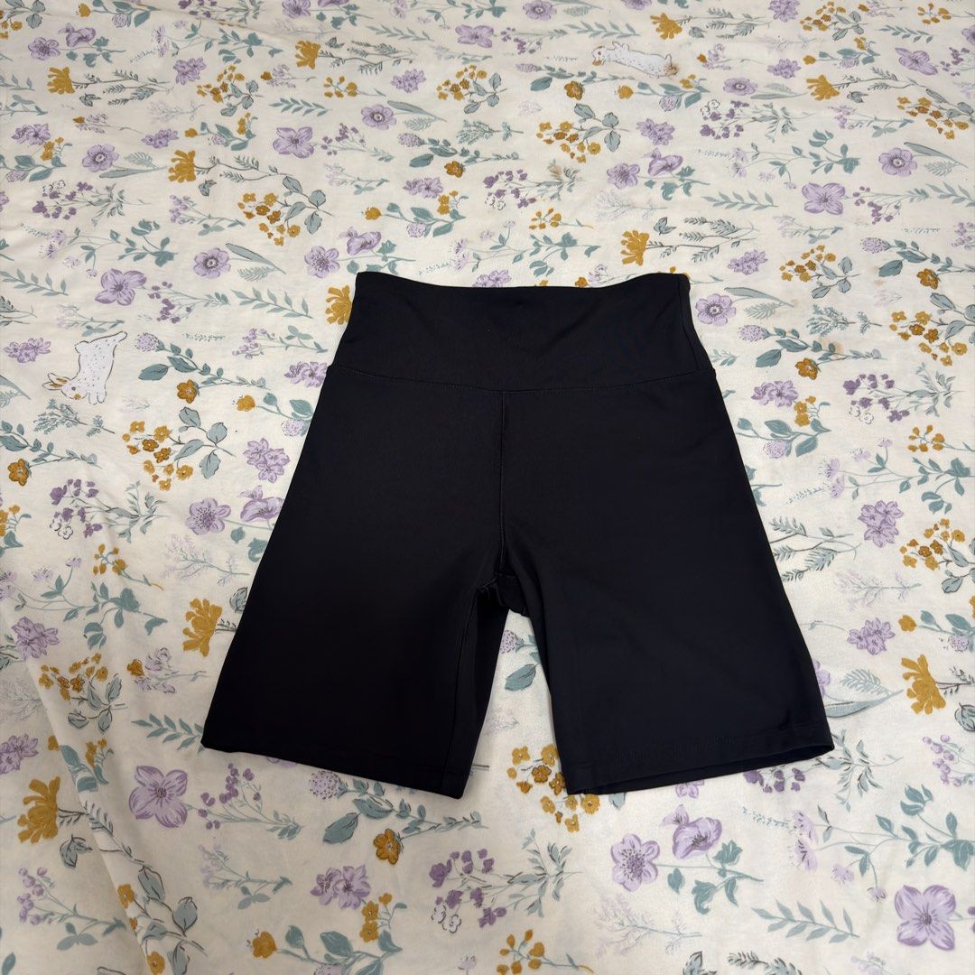 Forever 21 Biker Shorts (Category: Shorts) located in Manila. Submitted by declutters.wrdrb (Listing ID 1461396723, Image 1). Description: .