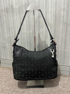(Kategori: ) berada di . Dikirim oleh garage.anton (ID iklan 1461394807, Gambar 1). Deskripsi: .