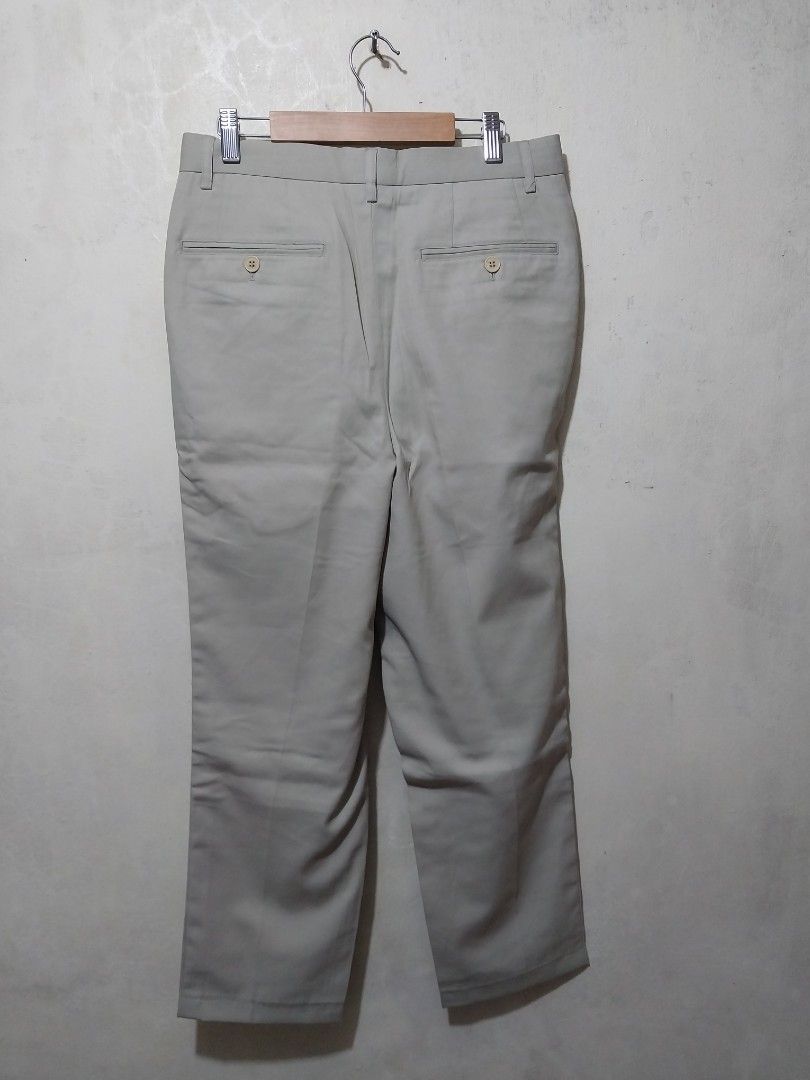 G2000 Men Beige Chinos Size 30 (Category: Chinos) located in Manila. Submitted by PrinceDani.Clothing (Listing ID 1461370738, Image 3). Description: g2000 cream trousers Size 30in width 35in length 7in leg opening excellent condition .