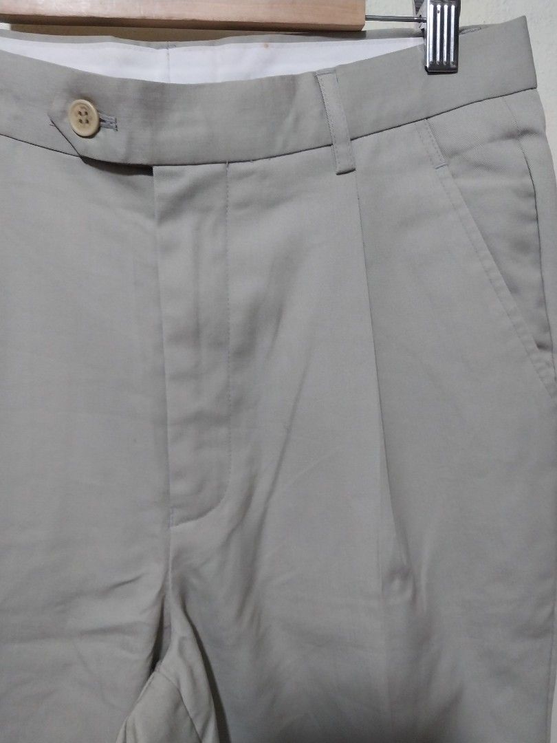 G2000 Men Beige Chinos Size 30 (Category: Chinos) located in Manila. Submitted by PrinceDani.Clothing (Listing ID 1461370738, Image 2). Description: g2000 cream trousers Size 30in width 35in length 7in leg opening excellent condition .