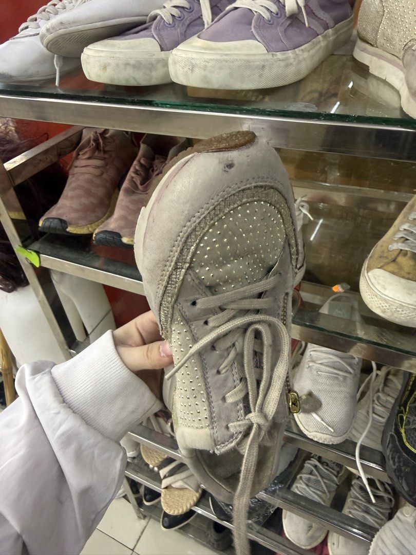 Gabor Grey Studded Zip Sneakers (Category: Sneakers) located in Manila. Submitted by fastlion.584bdf (Listing ID 1461386953, Image 3). Description: - Grey Gabor sneakers - Stud details - Side zip for easy on/off - Comfortable fit - Visible wear and tear on sole and toe area - Plenty of life left for casual wear.